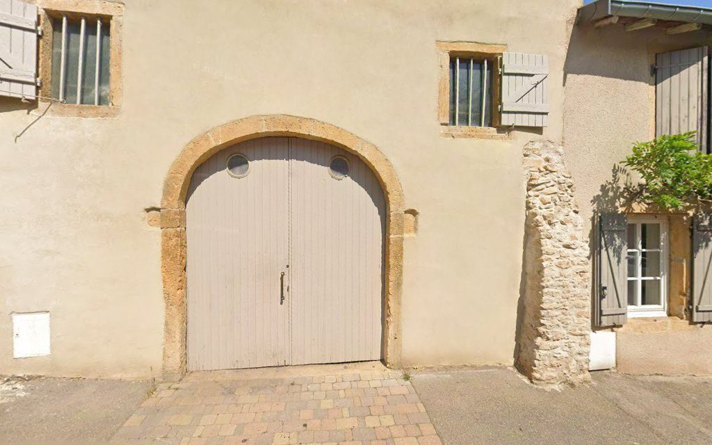 Porte cochère en pierre à Plappeville